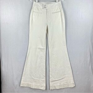 Ryegrass Women’s White Denim Jeans Size 2 Flare Stretch NWT With Aut Tag